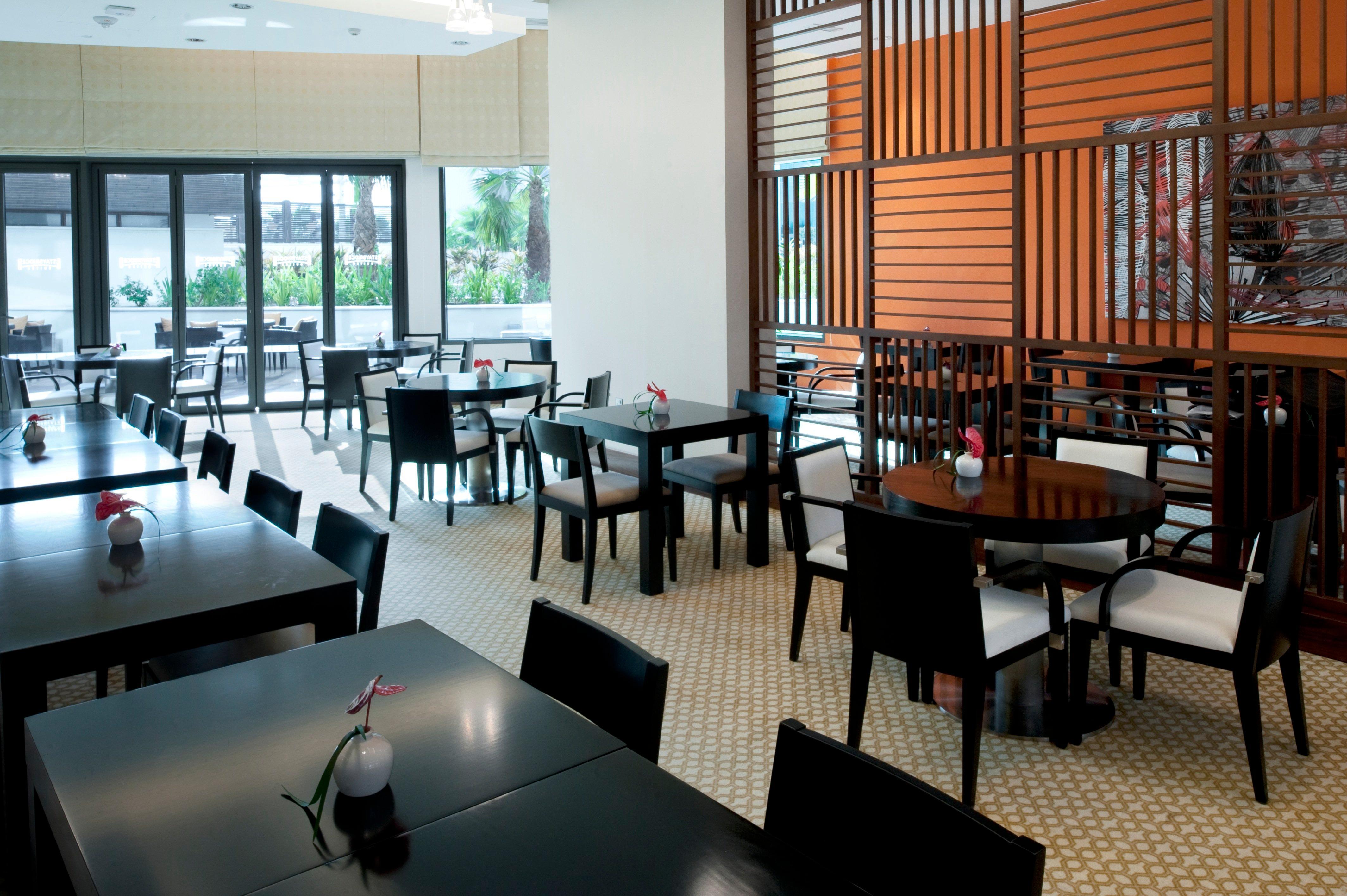 Staybridge Suites Yas Island Abu Dhabi By Ihg Restoran foto
