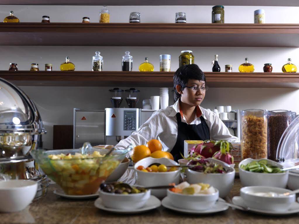 Staybridge Suites Yas Island Abu Dhabi By Ihg Bagian luar foto